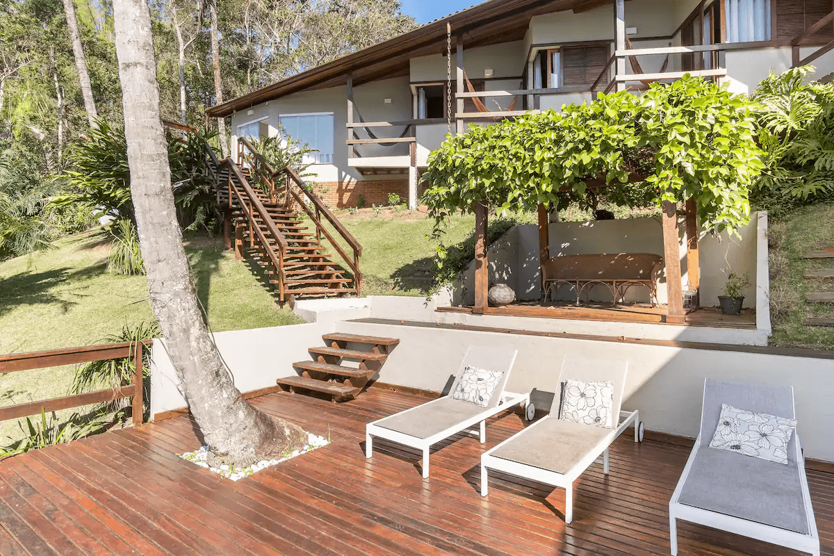 casa-em-ubatuba-sao-paulo.png