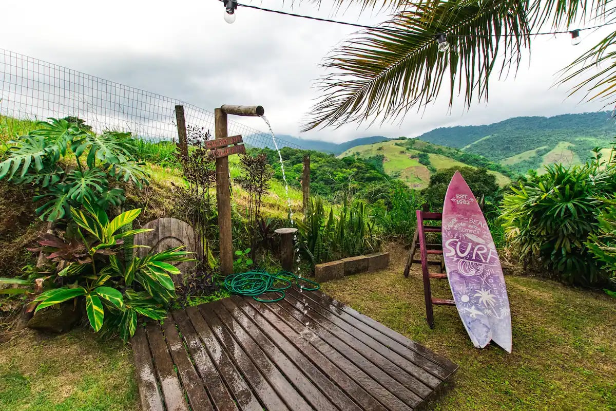 casa-de-campo-em-angra-dos-reis.webp