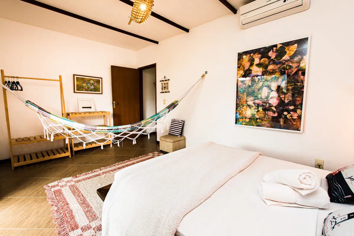 casas-em-angra-dos-reis.webp