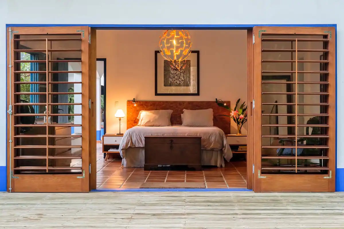 casa-com-piscina-em-ubatuba-2.webp