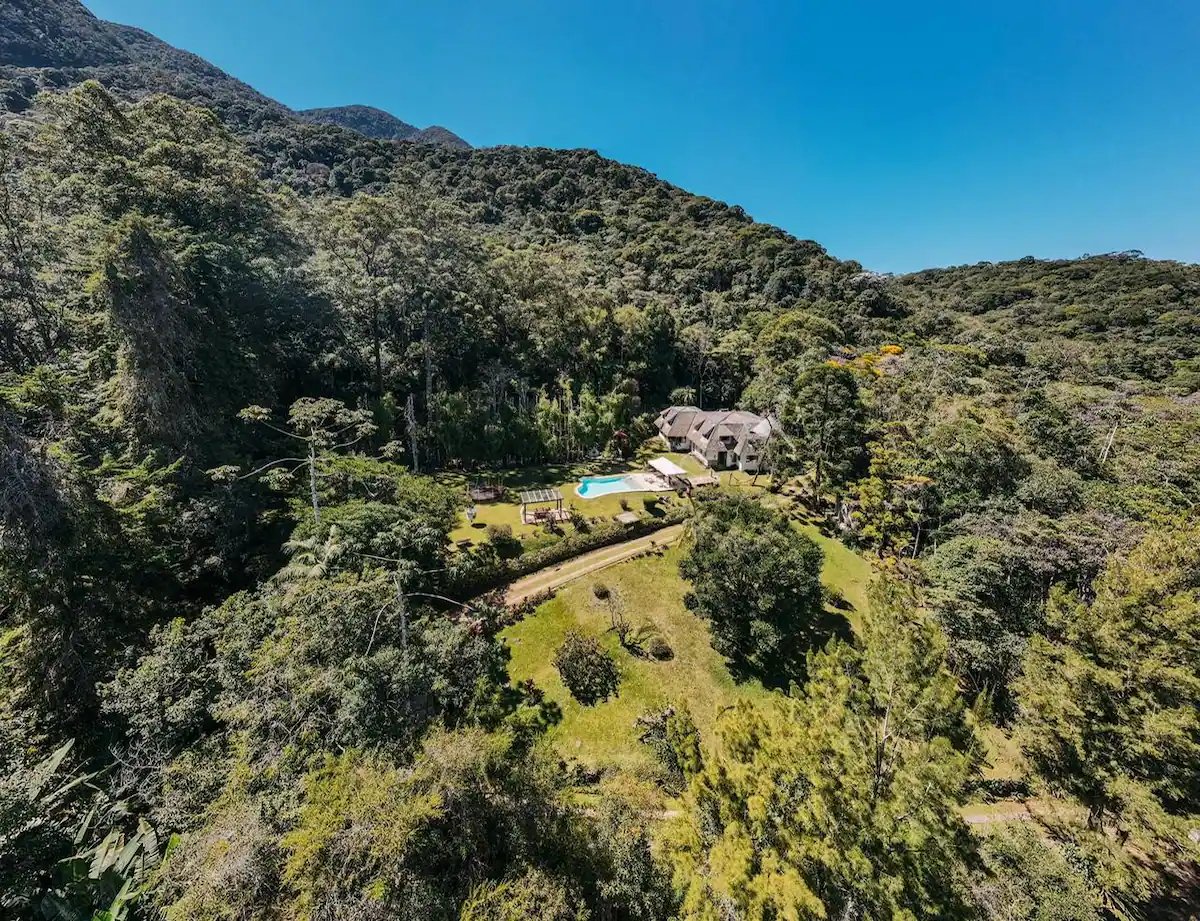 casas-em-petropolis.webp