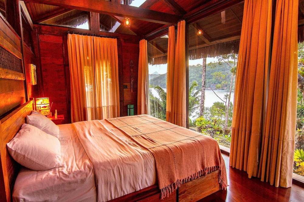 casa-com-heliponto-angra-dos-reis.jpg