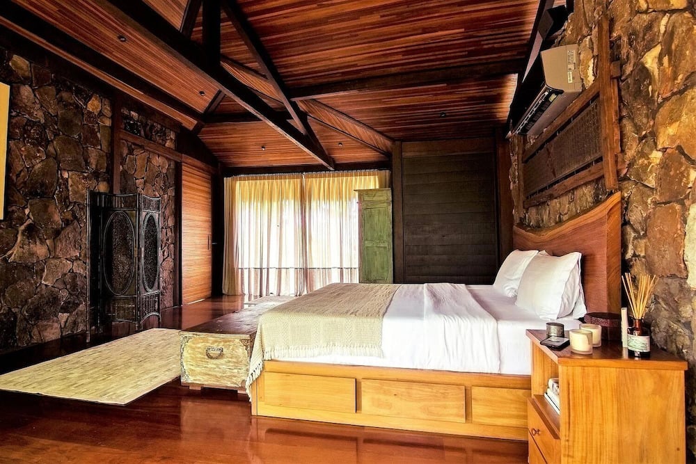 villa-de-luxo-angra-dos-reis.jpg