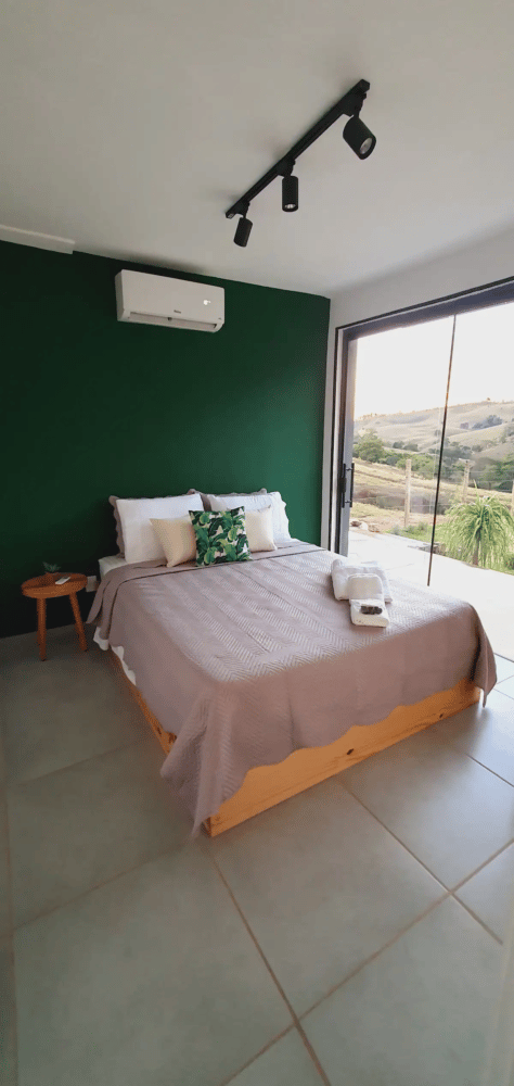container-na-serra-da-mantiqueira-1-e1689367140514.webp