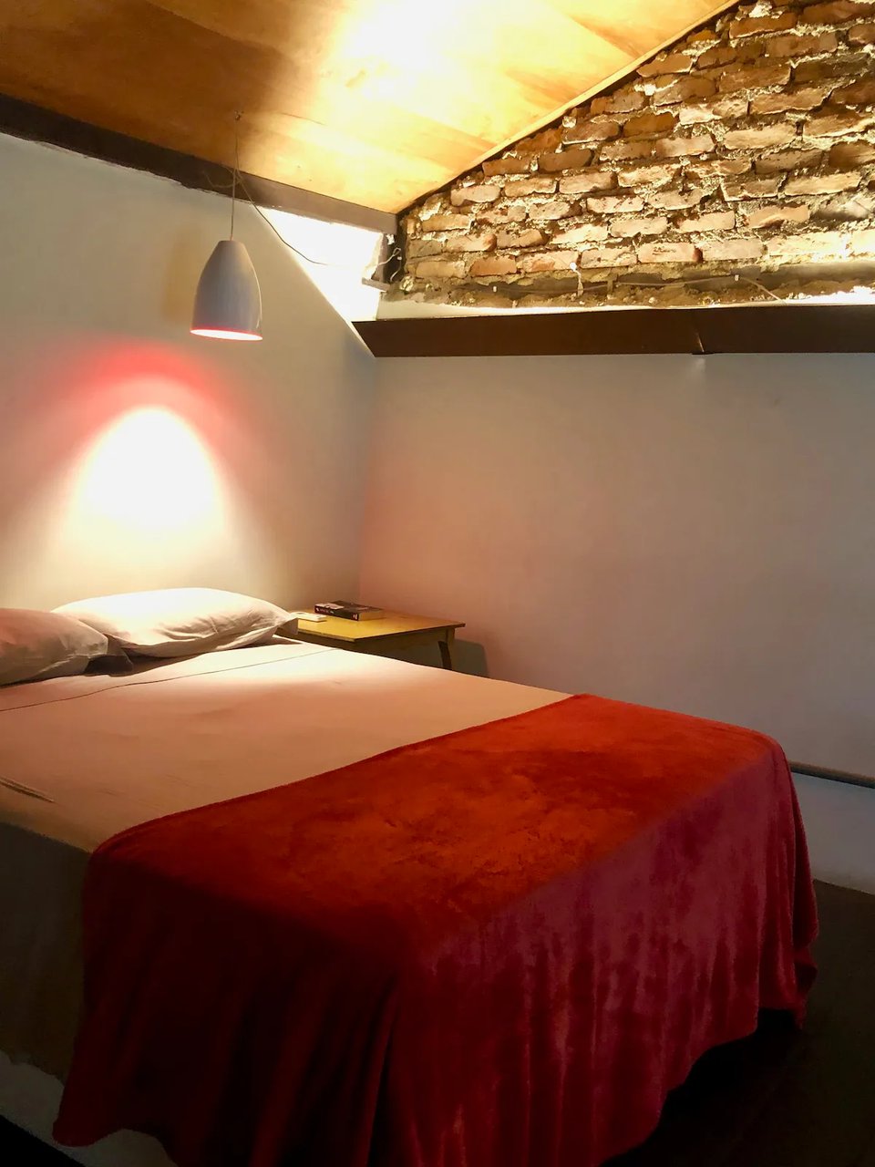 casa-e-atelie-em-santa-teresa.webp