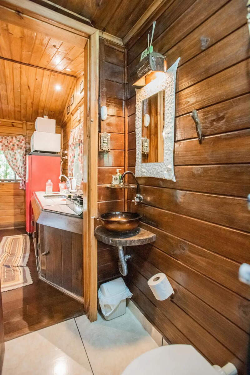 banheiro-casa-na-arvore-um-dia-de-sonho.jpg