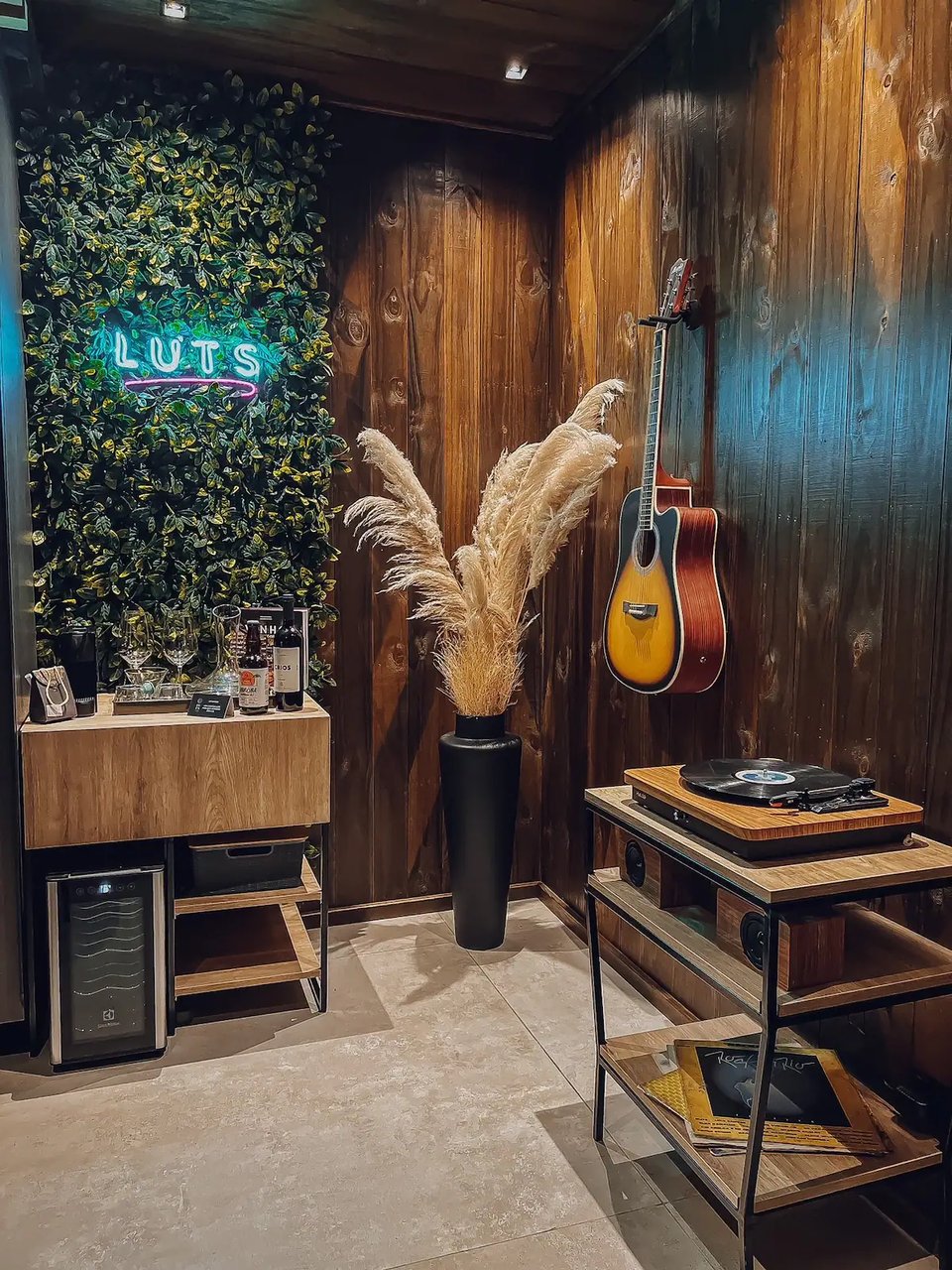 invisible-cabin-luts.webp