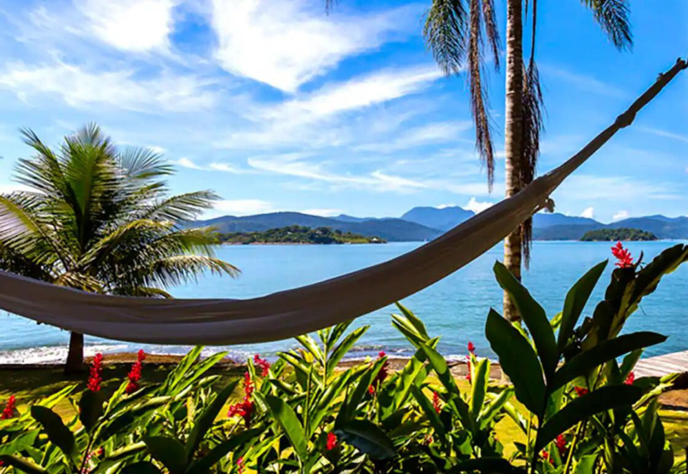 casa-em-paraty-e1690556592148.jpg