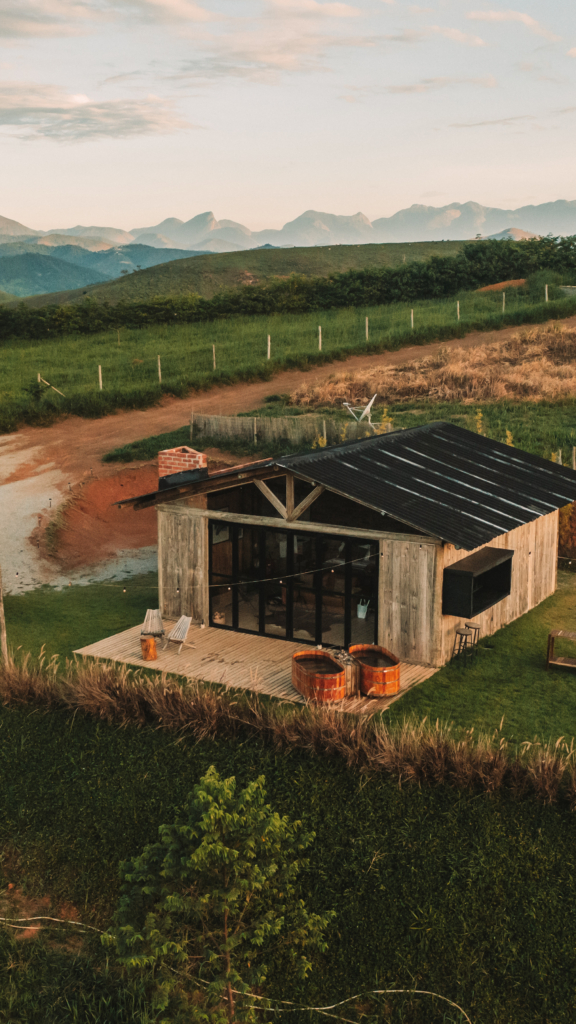 Cabane Cabernet em Paraíba do Sul | Reserve na Holmy