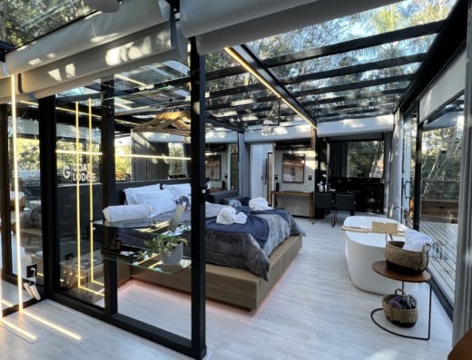 Cabana com Hidromassagem | Holmy