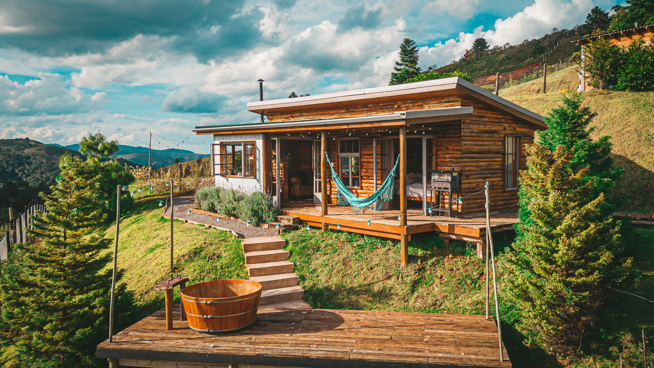Cabana Hillbillies | Reserve na Holmy